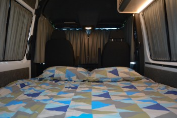 Mid-vehicle Double Bed set-up