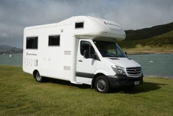 4-berth Mercedes out on holiday
