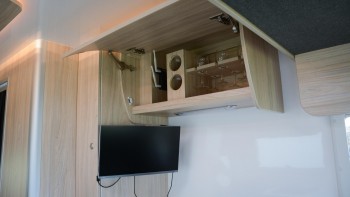 SAM Flat screen DVD & WiFi